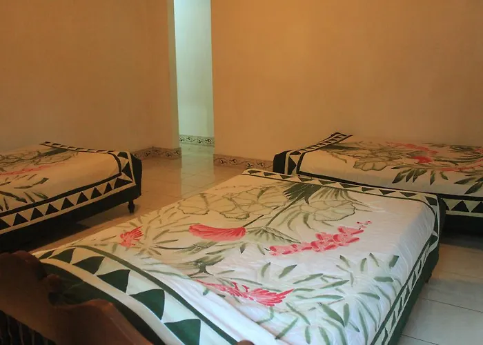 スナルタ ハウス ゲストハウス *